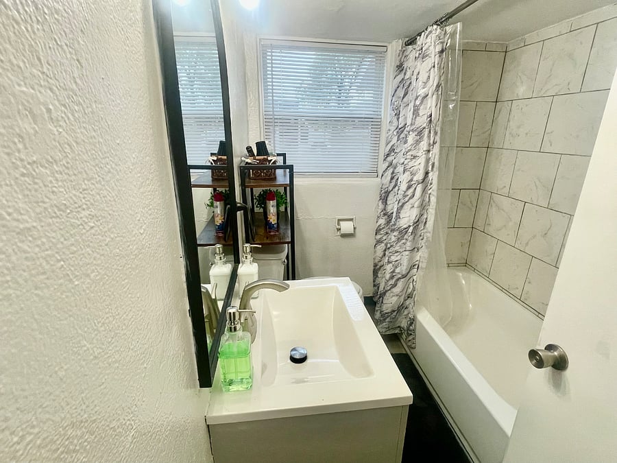 Furnished Finder property 435277_1 photo 8