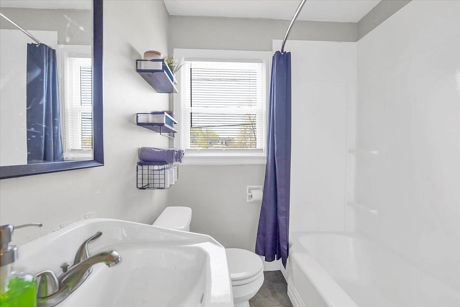 Furnished Finder property 435277_2 photo 9
