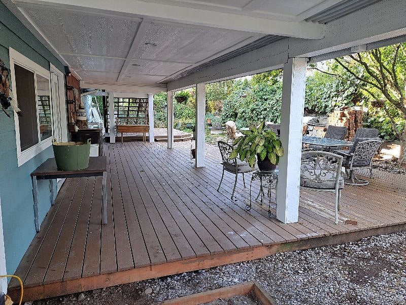 Covered deck area