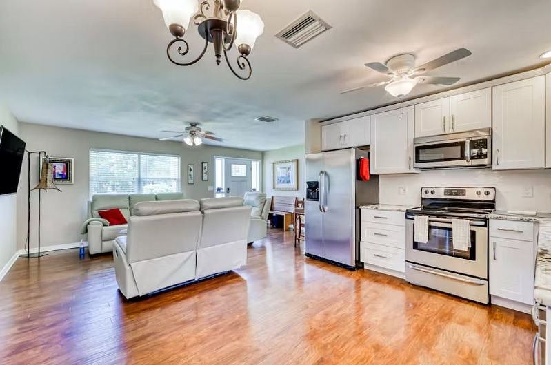 Furnished Finder property 435346_1 photo 10