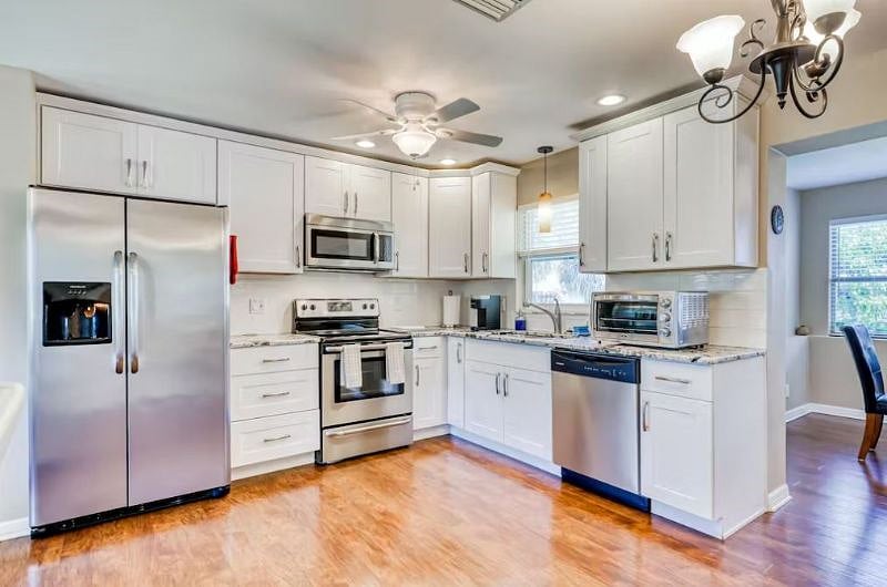 Furnished Finder property 435346_1 photo 11