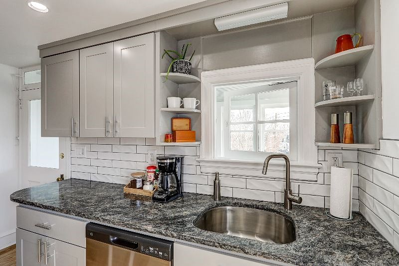 Furnished Finder property 435372_1 photo 16