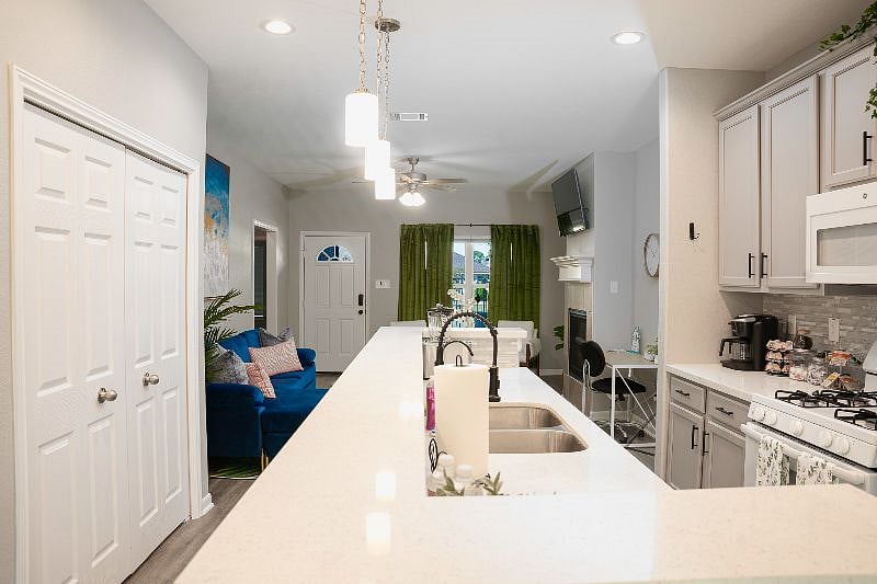 Furnished Finder property 435380_1 photo 7