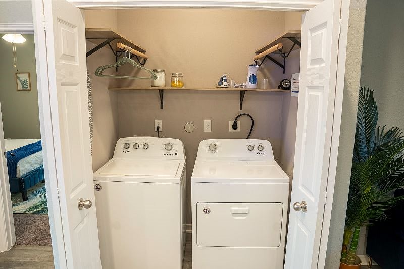 Furnished Finder property 435380_1 photo 6