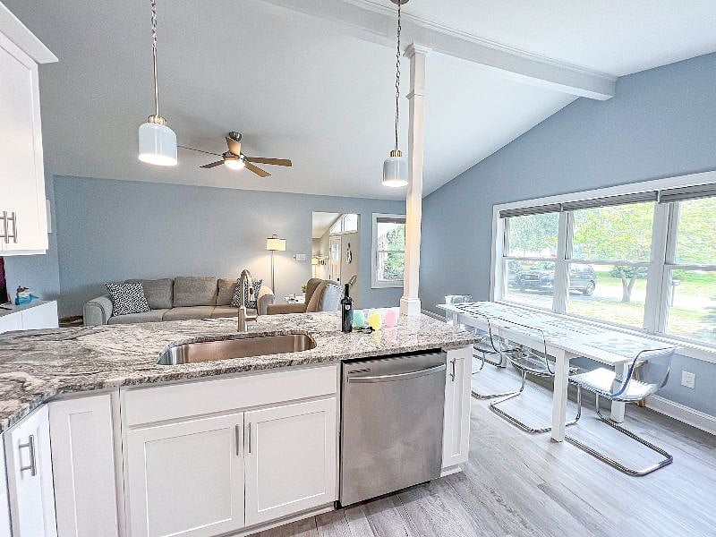 Furnished Finder property 435384_1 photo 12