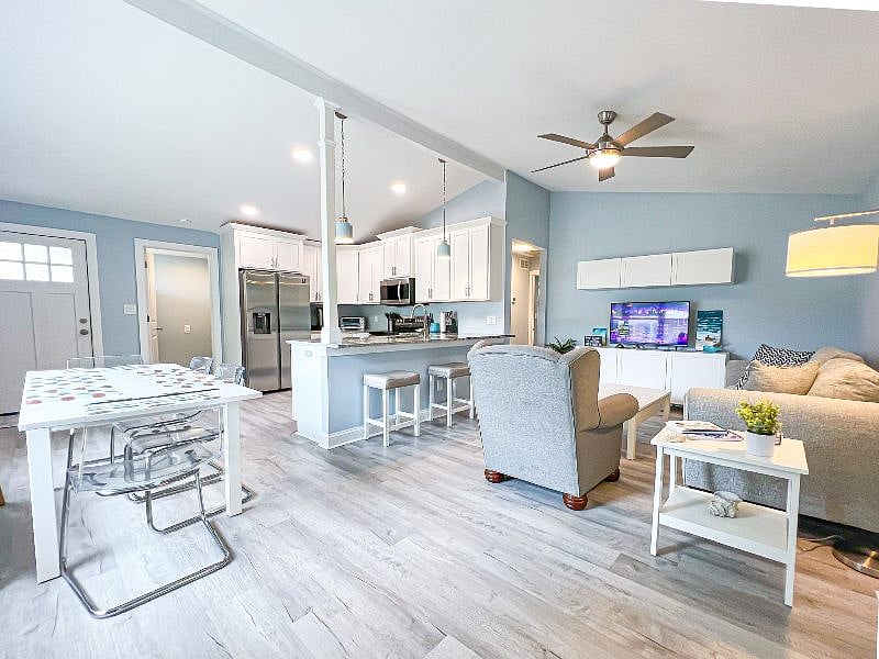 Furnished Finder property 435384_1 photo 16
