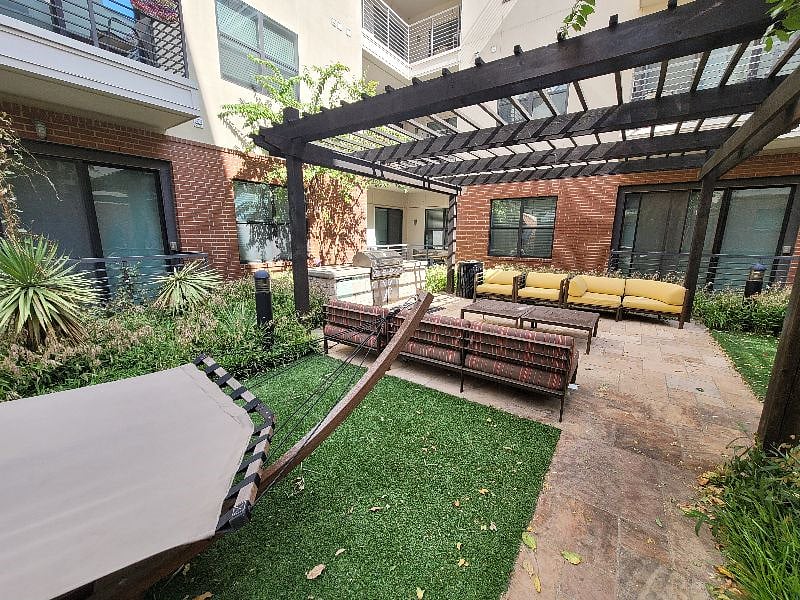 Furnished Finder property 435388_1 photo 28