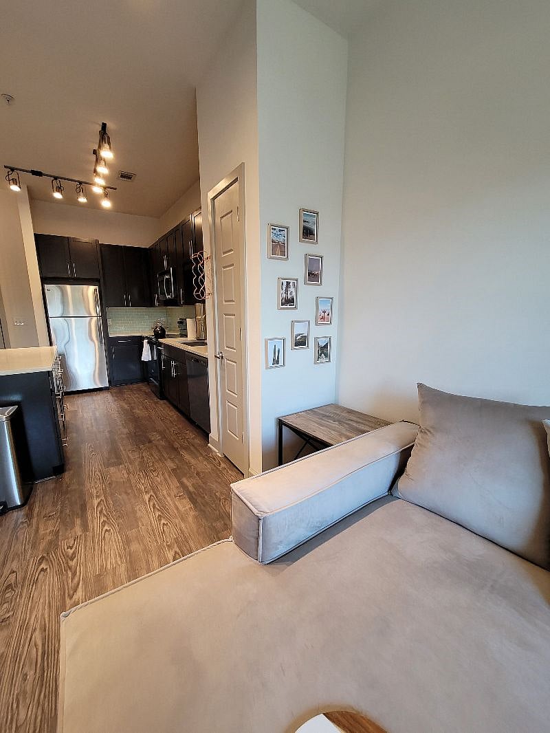 Furnished Finder property 435388_1 photo 21