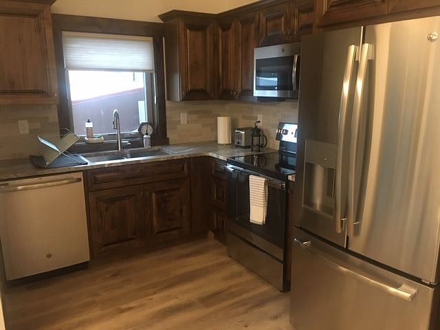 Furnished Finder property 435438_1 photo 9