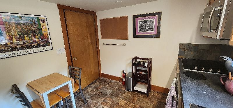 Furnished Finder property 435476_1 photo 7