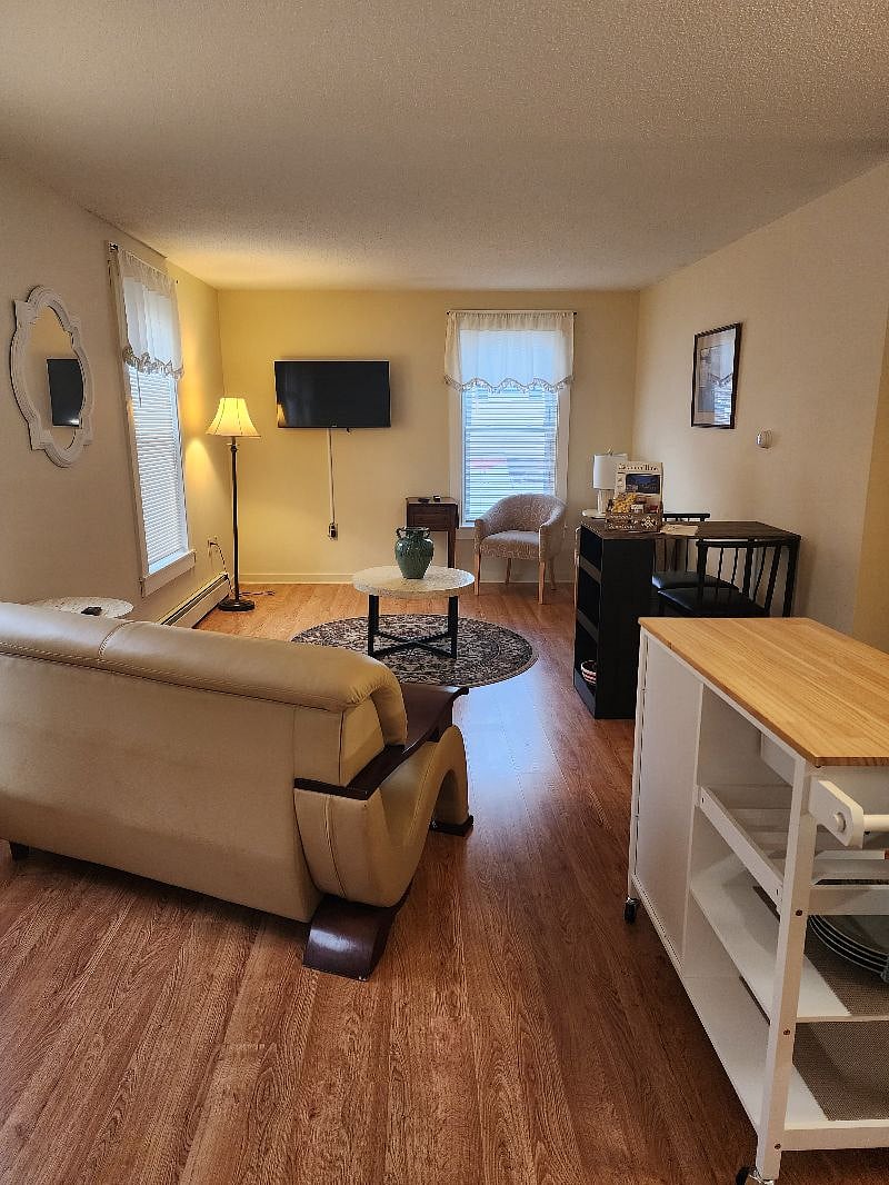 Furnished Finder property 435497_1 photo 3