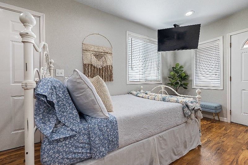 Furnished Finder property 435500_1 photo 6
