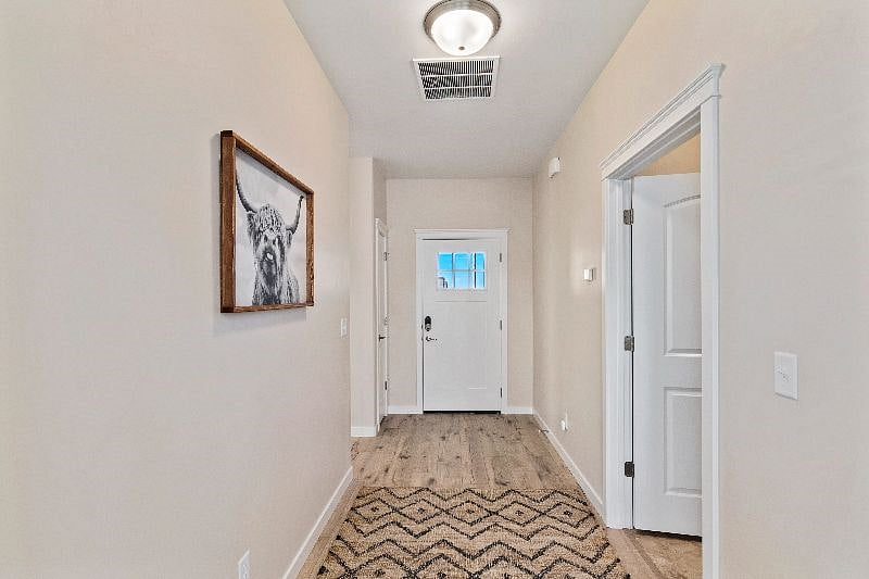 Furnished Finder property 435528_1 photo 6