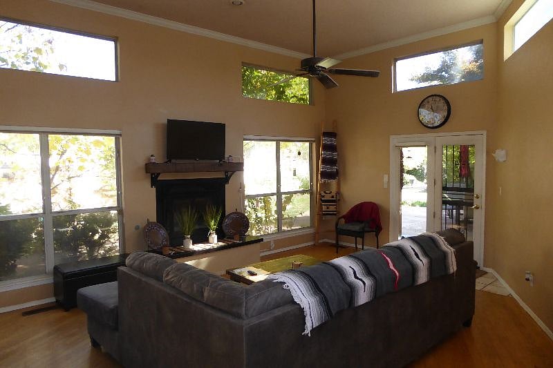 Furnished Finder property 435561_1 photo 6