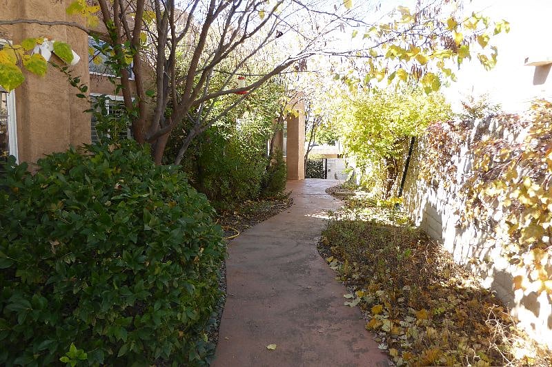 Furnished Finder property 435561_1 photo 4