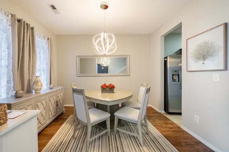 Furnished Finder property 435616_1 photo 1