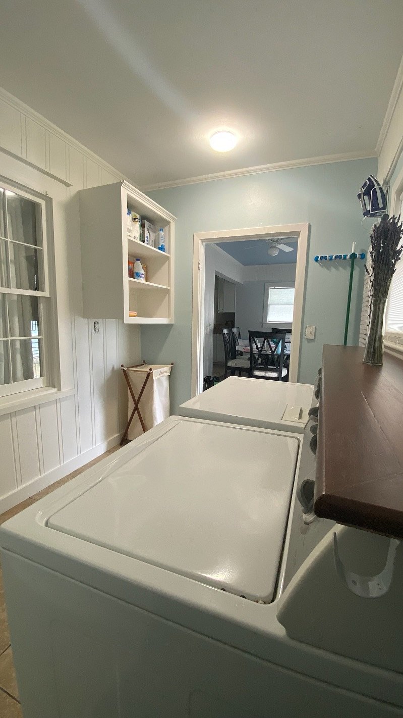 laundry room right off the dining room