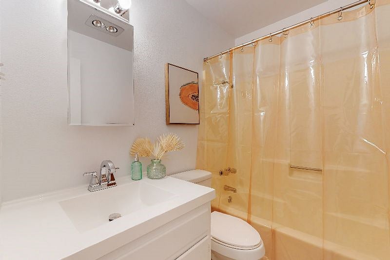 Furnished Finder property 435679_1 photo 18