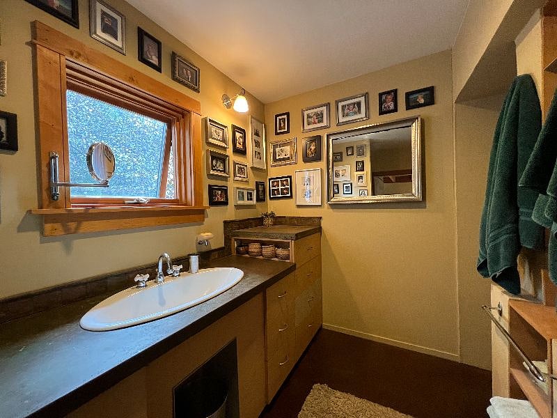 Owner bathroom - N/A