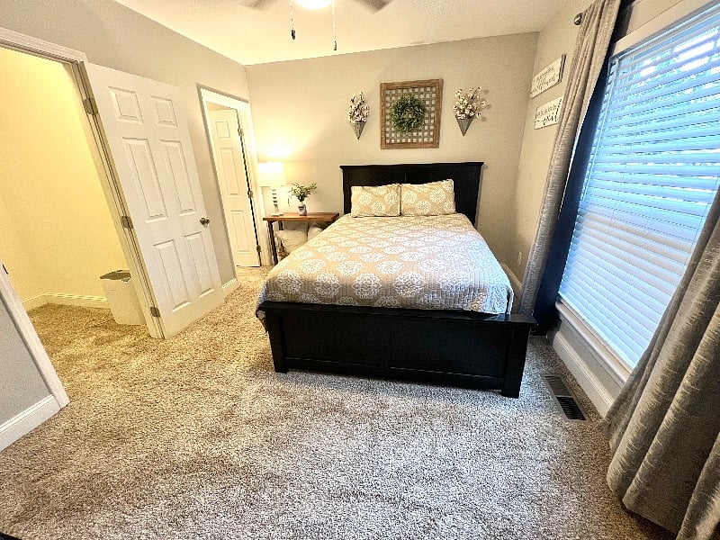 Furnished Finder property 435778_1 photo 12