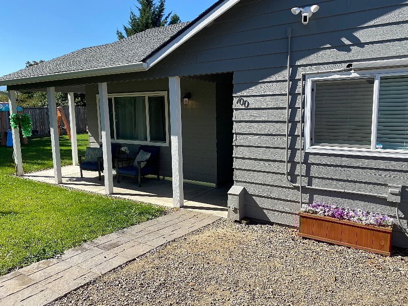 Furnished Finder property 435860_1 photo 1