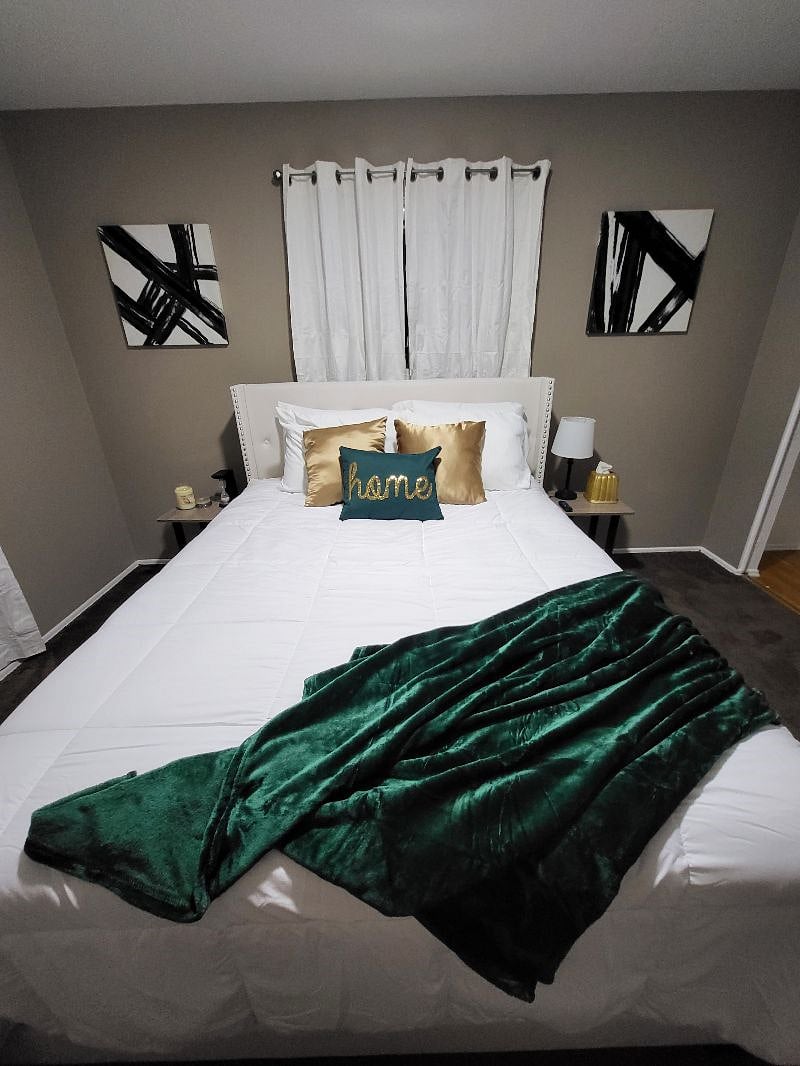Furnished Finder property 435861_1 photo 1