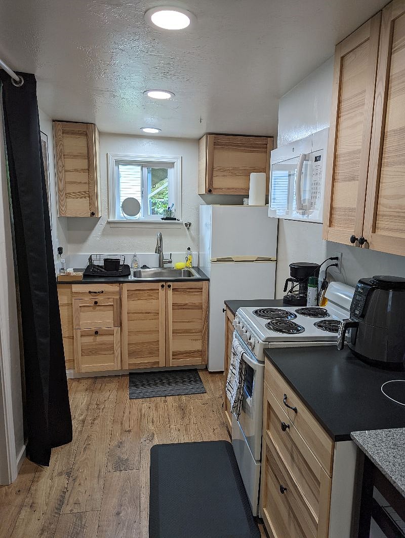 Furnished Finder property 435866_1 photo 10