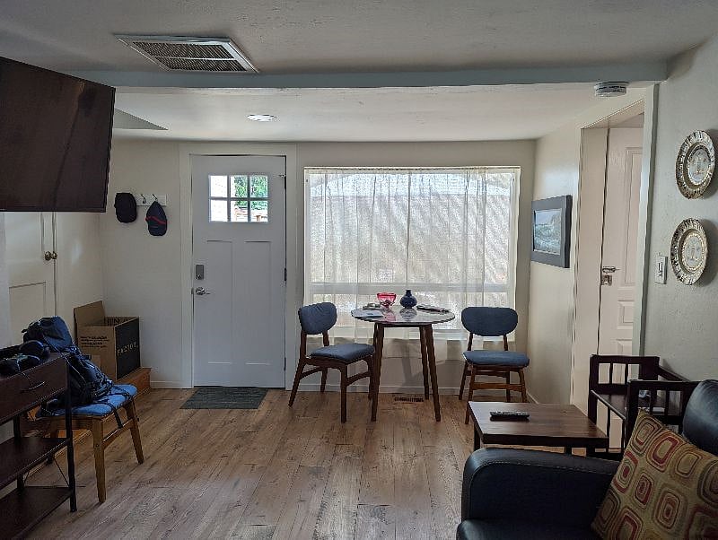 Furnished Finder property 435866_1 photo 3