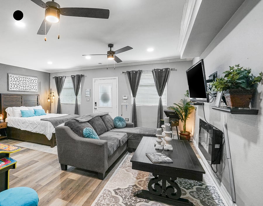 Furnished Finder property 435871_1 photo 1