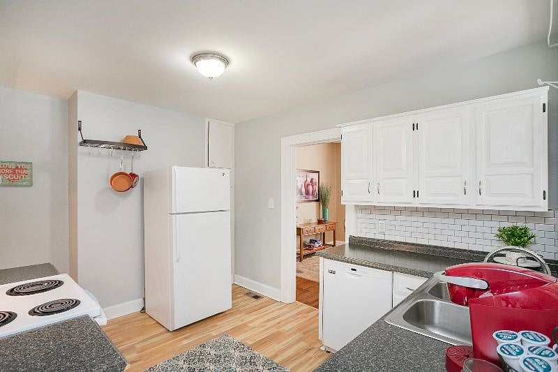 Furnished Finder property 435894_1 photo 15