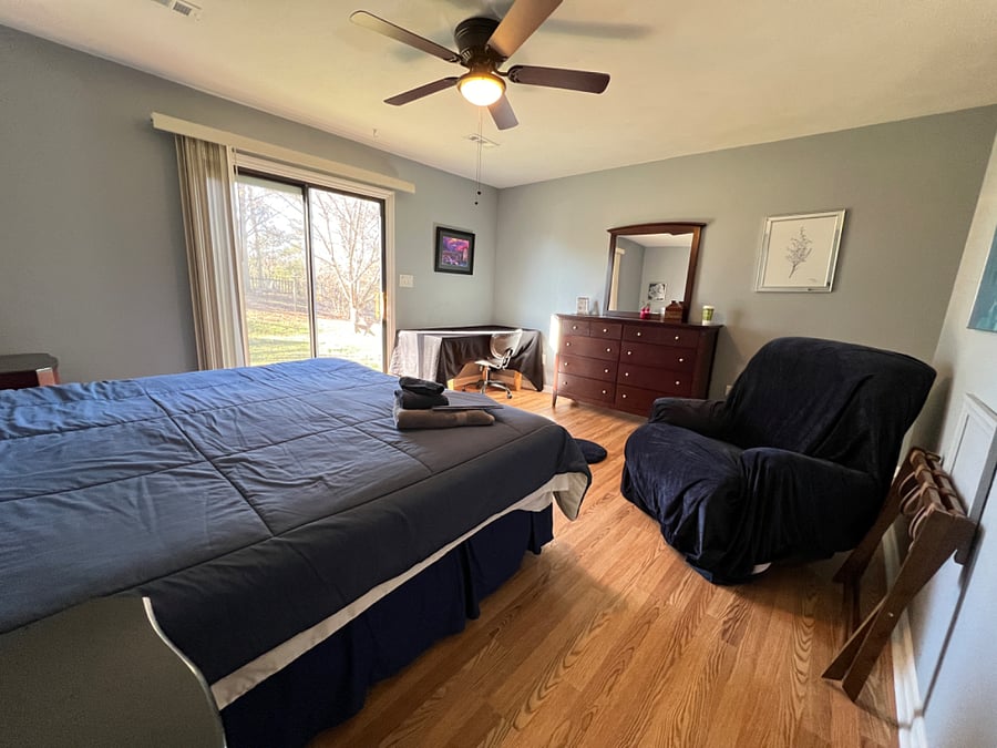 Garden House- Master room with Private Bath $985-