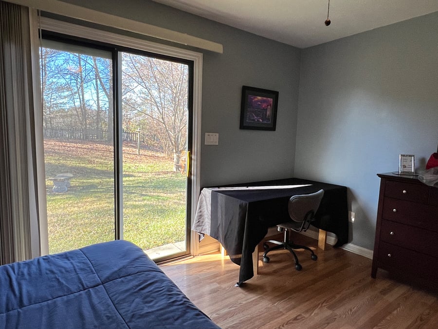 Garden House- Master room with Private Bath $995-