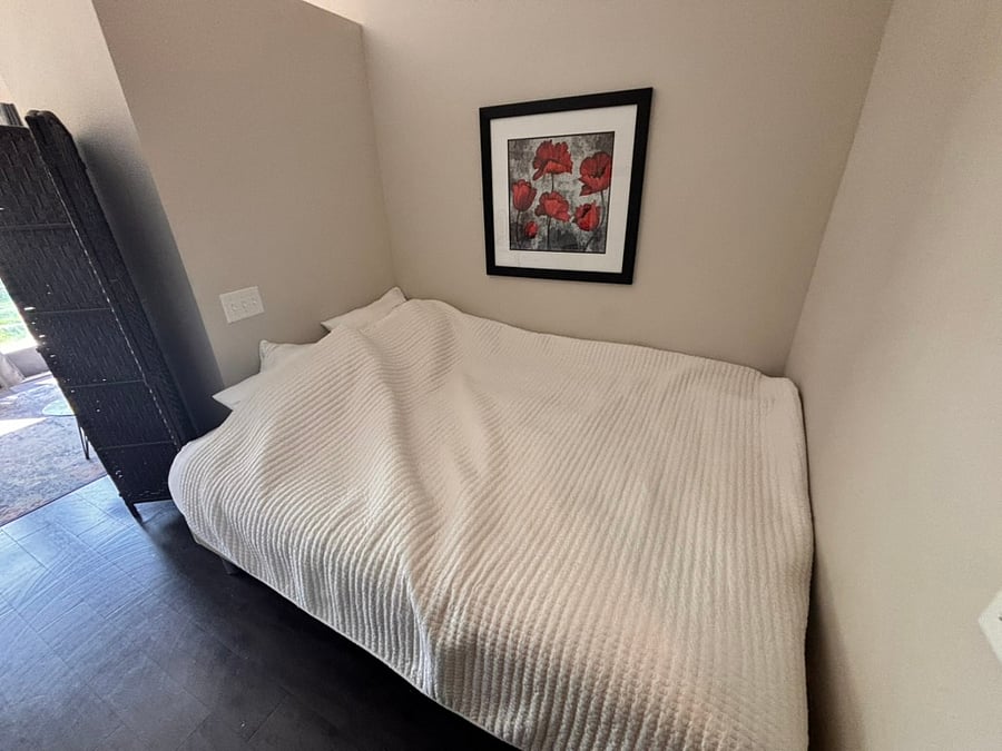 Furnished Finder property 435930_3 photo 9