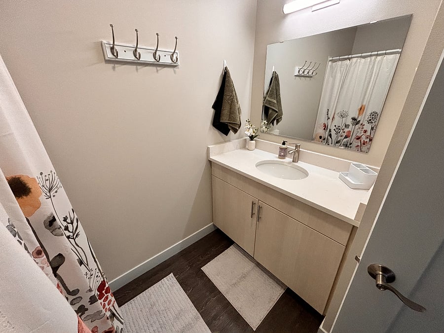 Furnished Finder property 435930_4 photo 4