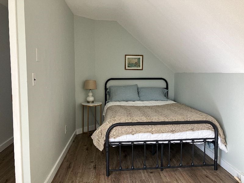 Second Bedroom - full double bed