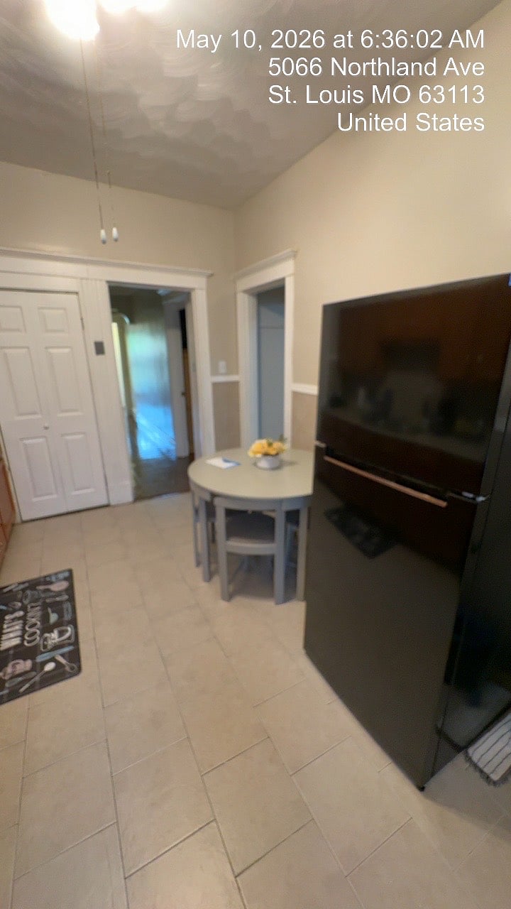 Furnished Finder property 435983_2 photo 3
