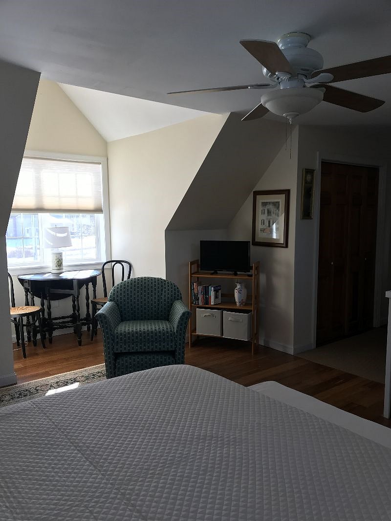 Furnished Finder property 436009_1 photo 5
