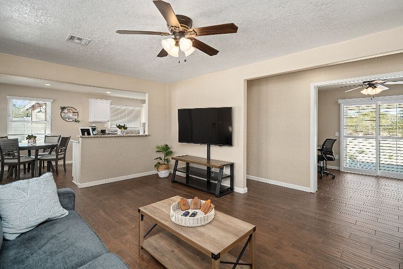 Furnished Finder property 436010_1 photo 8
