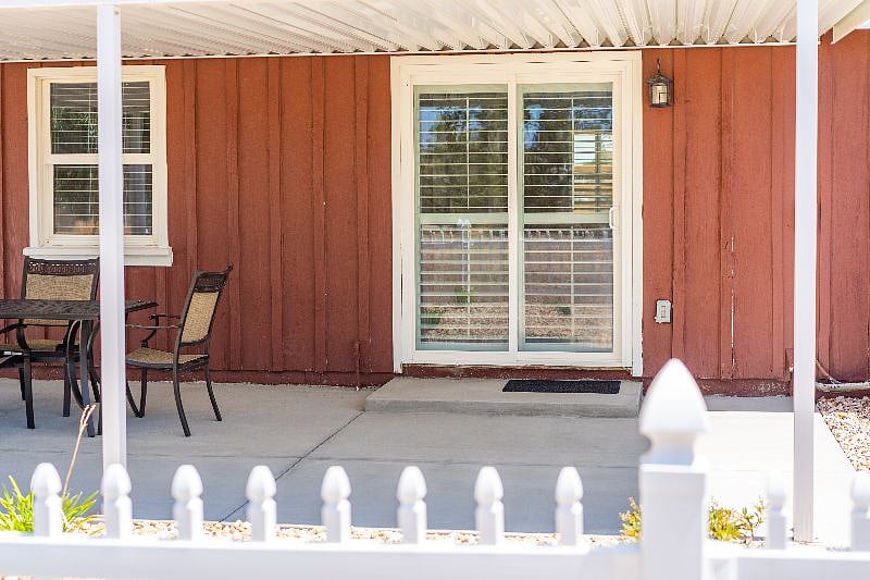 Furnished Finder property 436010_1 photo 23
