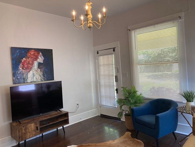 Furnished Finder property 436023_1 photo 3