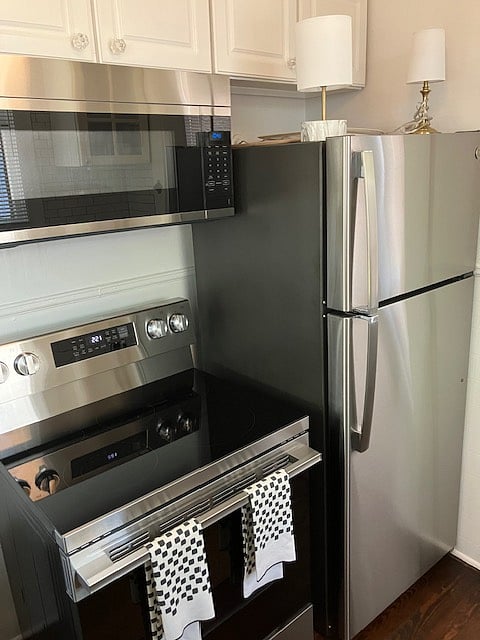 Furnished Finder property 436023_1 photo 24