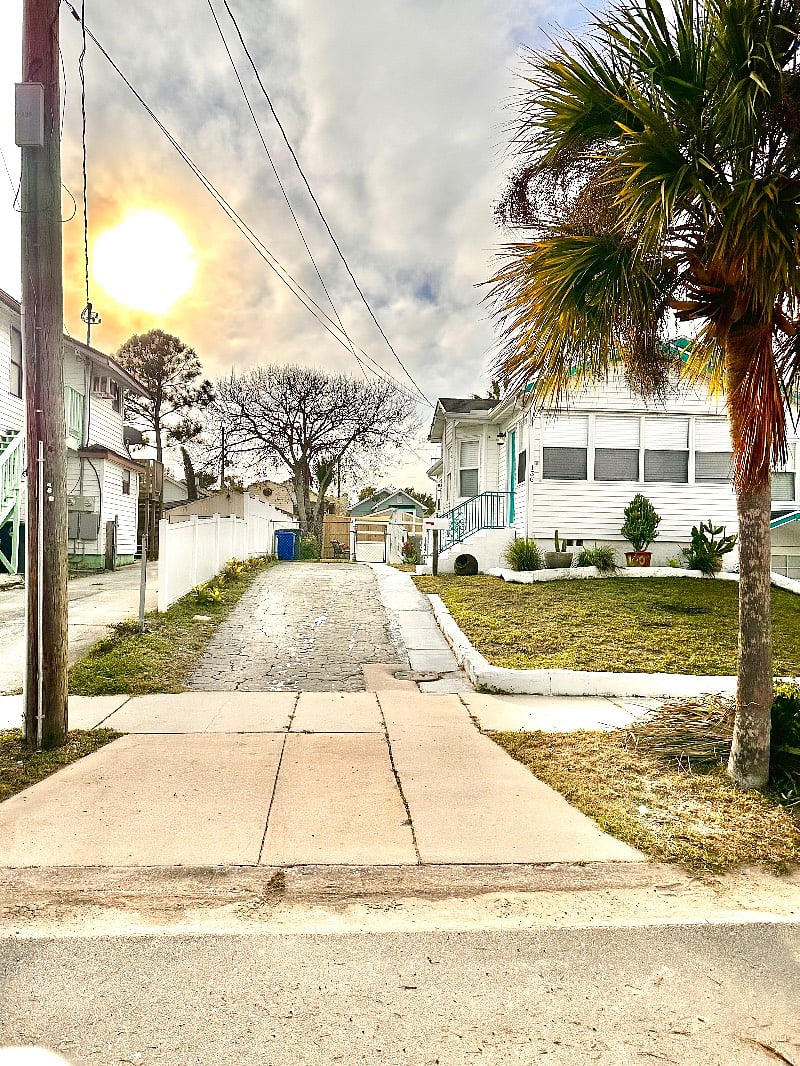 Driveway and Front Yard 