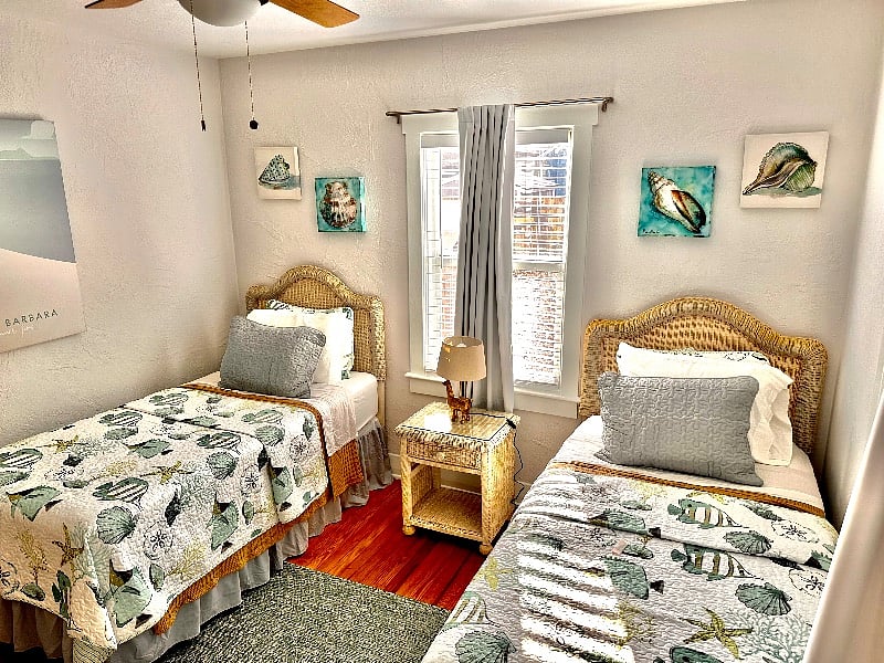 2 Twin Beds in 2nd Bedroom 