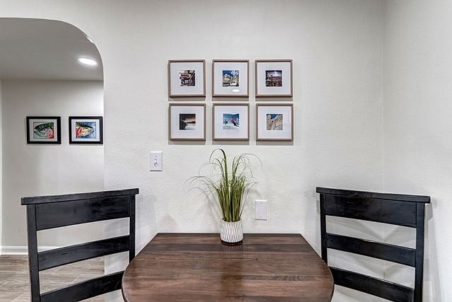 Furnished Finder property 436061_1 photo 4
