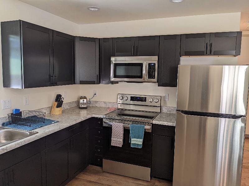 Furnished Finder property 436062_1 photo 4