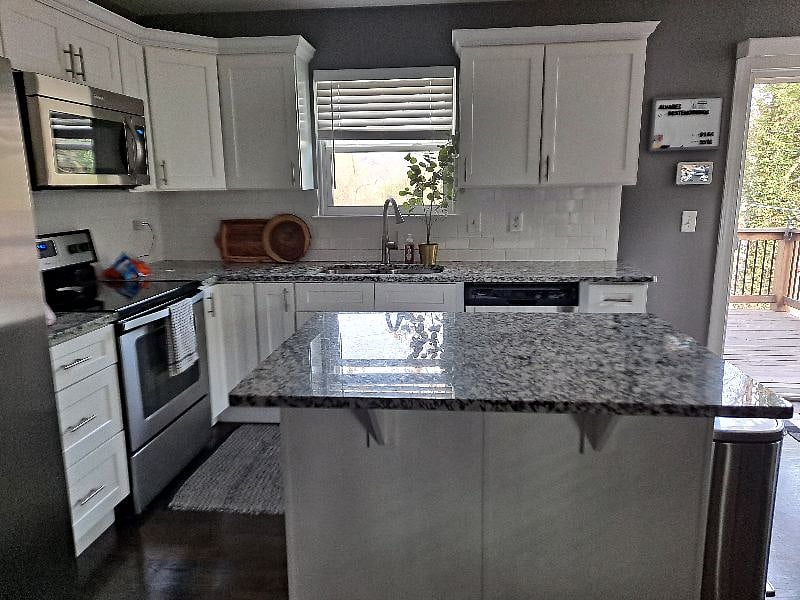 Furnished Finder property 436101_1 photo 3