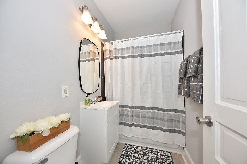 Furnished Finder property 436106_1 photo 9