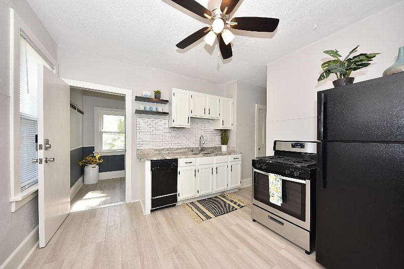 Furnished Finder property 436106_1 photo 5