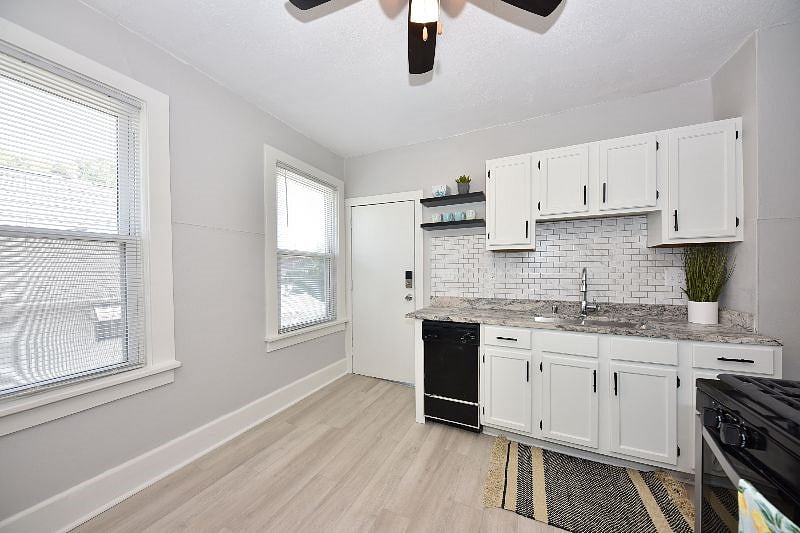 Furnished Finder property 436106_1 photo 7