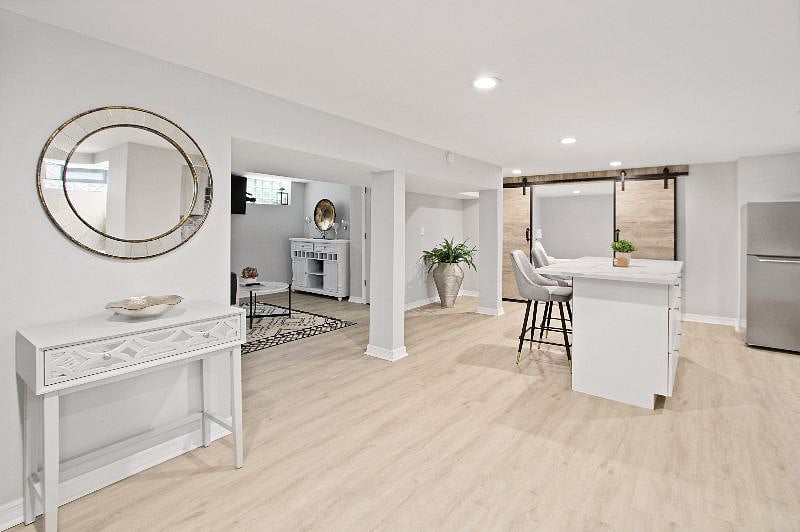 Furnished Finder property 436126_1 photo 9